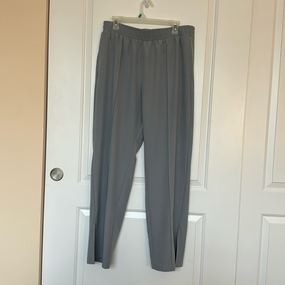 Abercrombie & Fitch Traveler Track Pants “Windy Day Grey” size Large - NEW